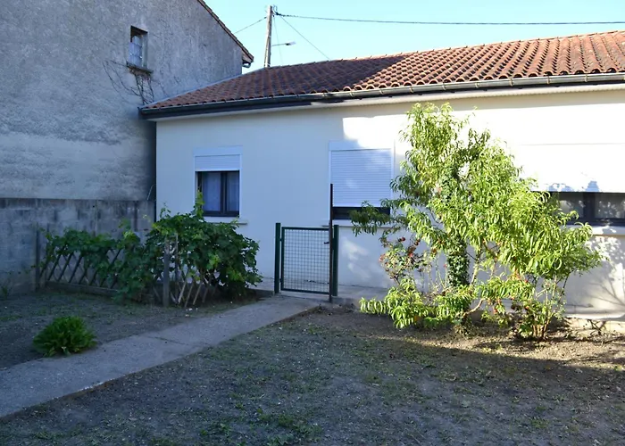 Maison Indépendante Avec Jardin Et Parking Сasa de vacaciones Cenon