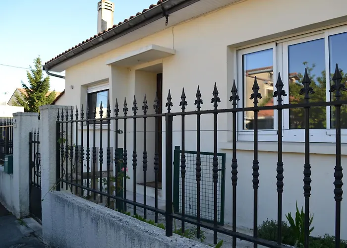 Maison Indépendante Avec Jardin Et Parking Сasa de vacaciones Cenon
